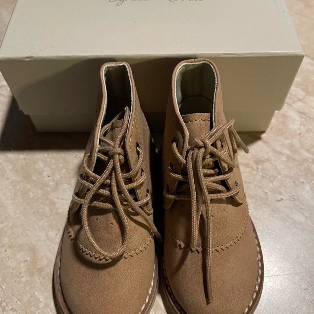 Rylee + Cru Brown Lace-Up Kids Boots - Picture 4 of 4